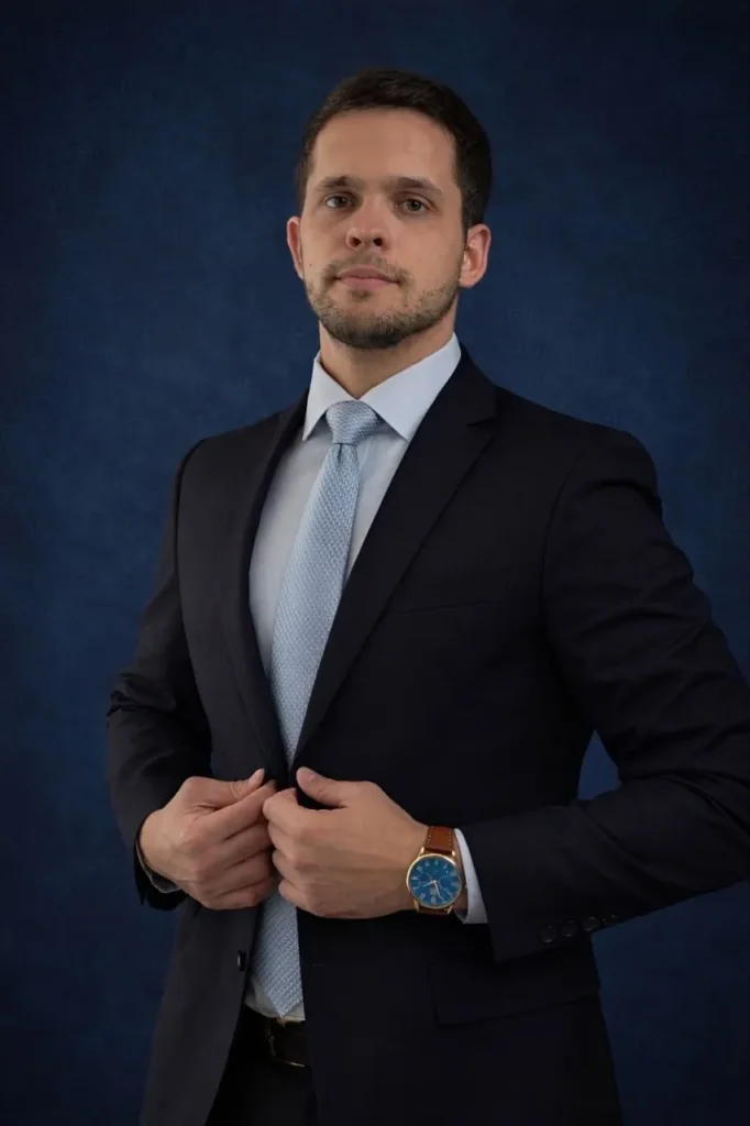 Dr. Miquéias Martins Soares, advogado especialista em Direito da Saúde